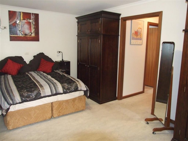 7 Scott Ave, Barmera SA 5345