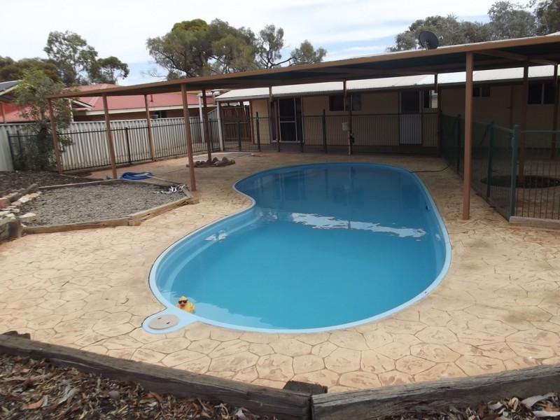 26 Irrapatana, Roxby Downs SA 5725