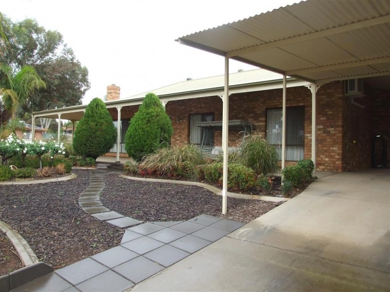 2 Arndt St, Berri SA 5343