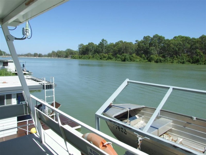 11 Lock 5 Rd, Paringa SA 5340