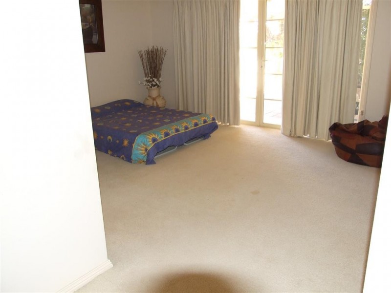 33 Von Bertouch Rd Winkie via, Berri SA 5343