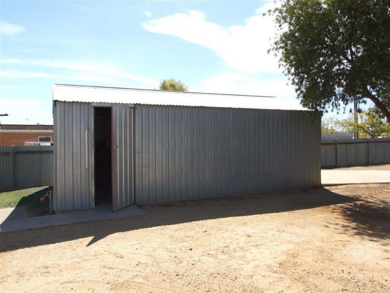 3 Barwell Ave, Barmera SA 5345