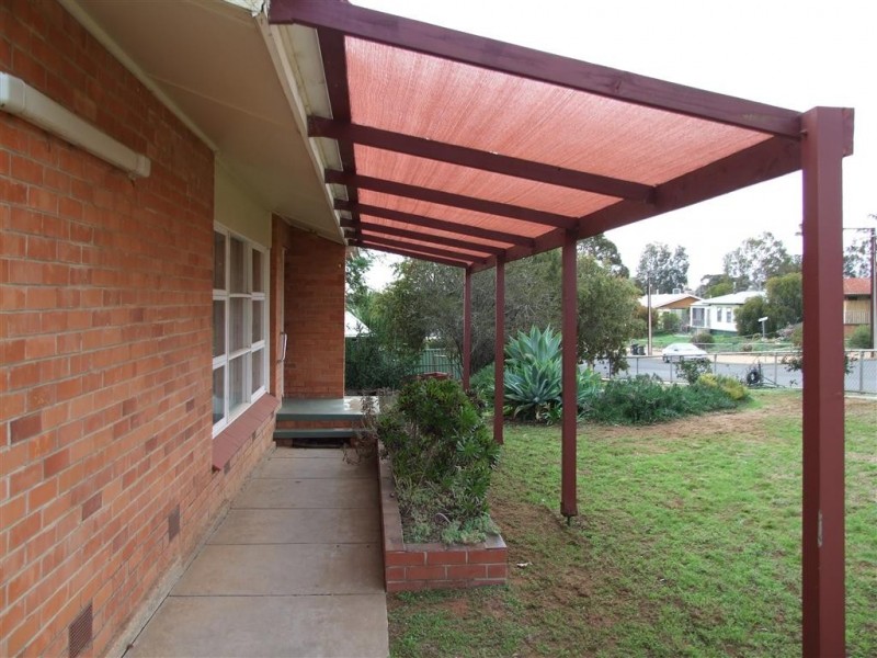 70 Drabsch St, Loxton SA 5333