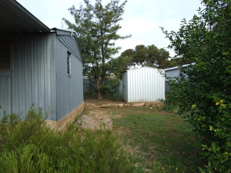 70 Drabsch St, Loxton SA 5333