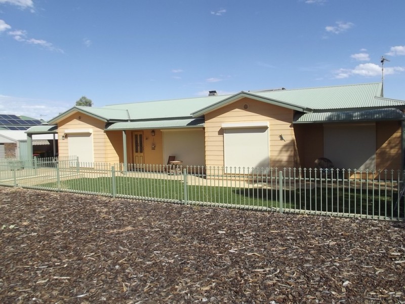 7 Coolibah Drive, Roxby Downs SA 5725