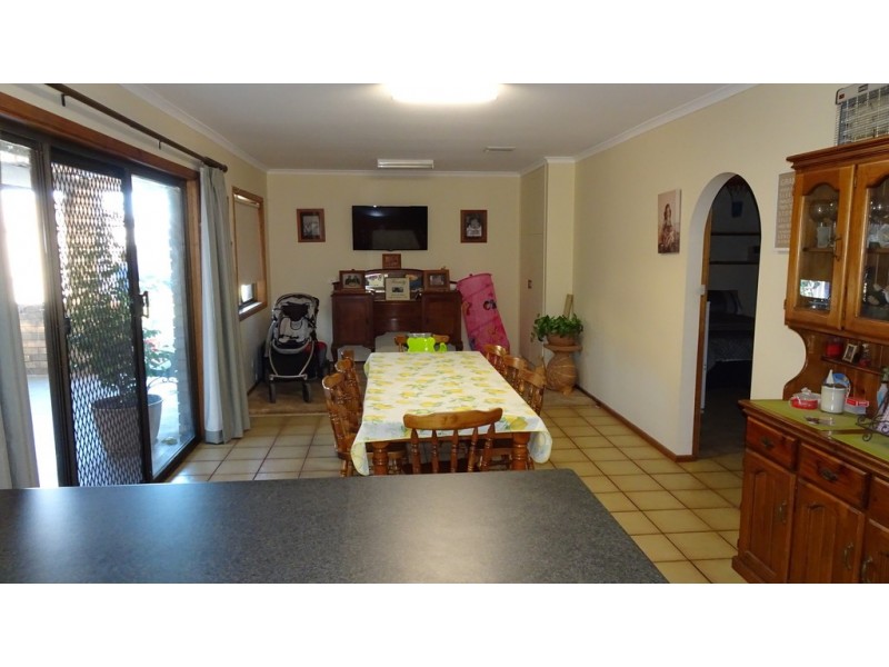 297 Renmark Ave, Renmark SA 5341
