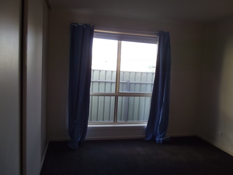16C Maireana Cct, Roxby Downs SA 5725