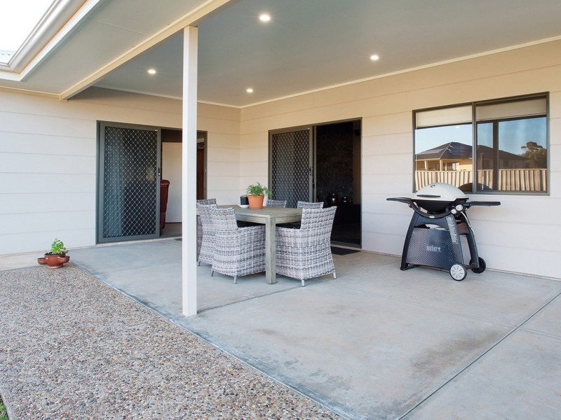 90 Gurney road, Loxton SA 5333