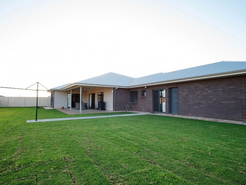 90 Gurney road, Loxton SA 5333
