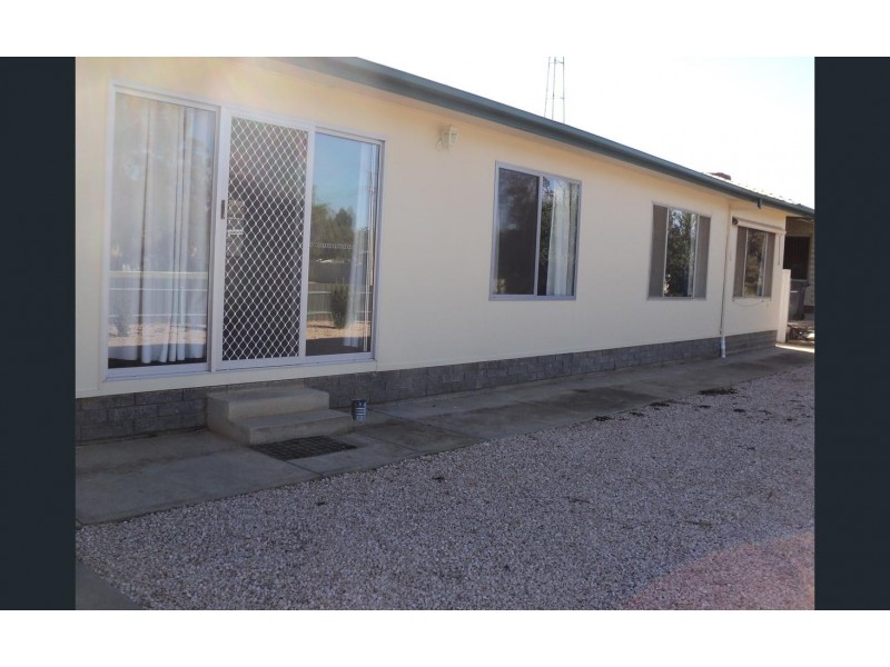 25 Mortimer Rd, Berri SA 5343