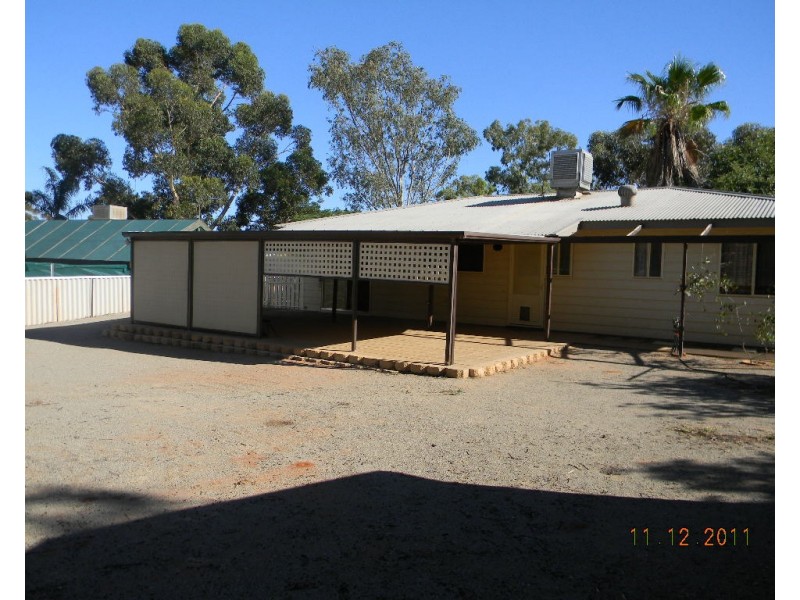 8 HAMILTON COURT, Roxby Downs SA 5725