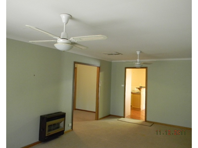 8 HAMILTON COURT, Roxby Downs SA 5725