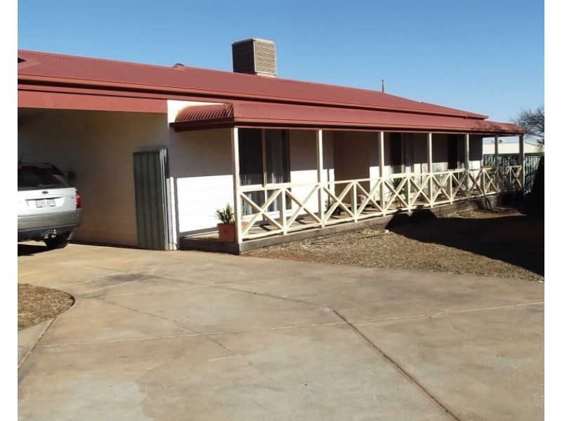 46C Aquila Boulevard, Roxby Downs SA 5725