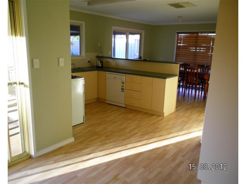 19 Santalum Way, Roxby Downs SA 5725