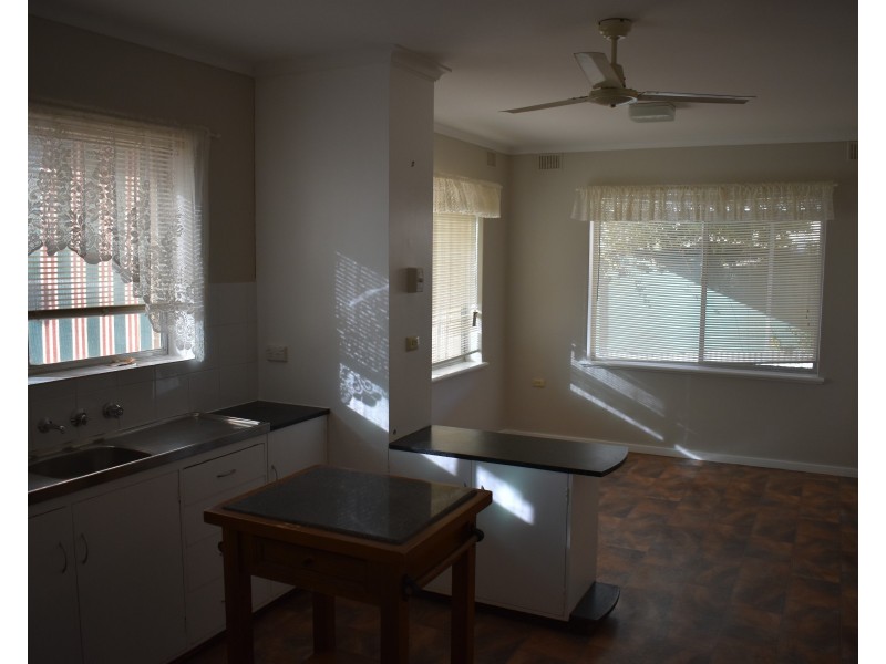 56 Drabsch St, Loxton SA 5333