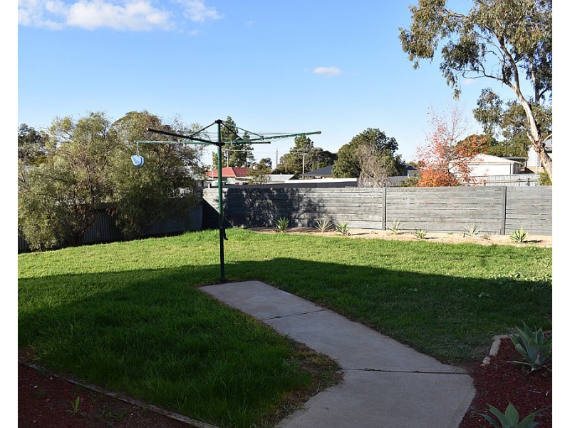 39 Acacia Crescent, Loxton SA 5333