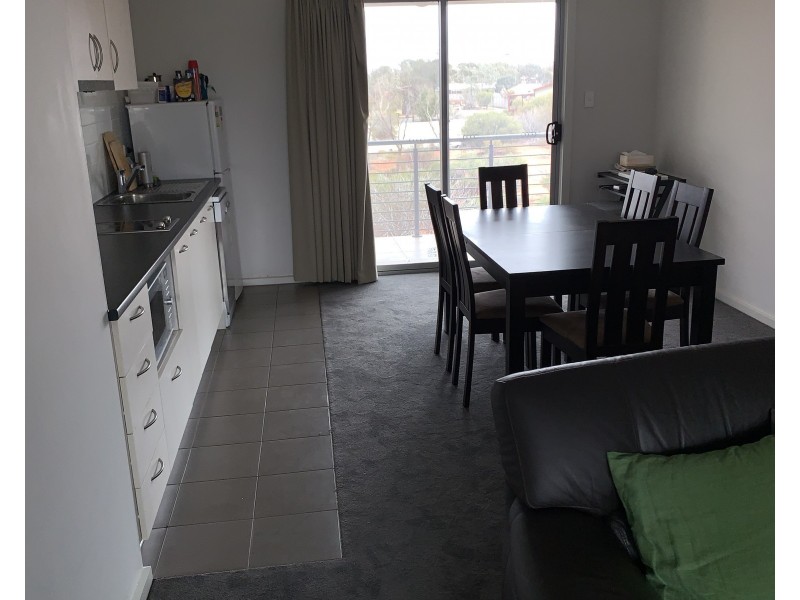 8/45-47 Stuart Road, Roxby Downs SA 5725