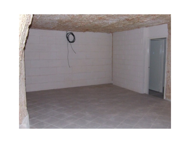 flat 1/167 Kami Drive, Coober Pedy SA 5723