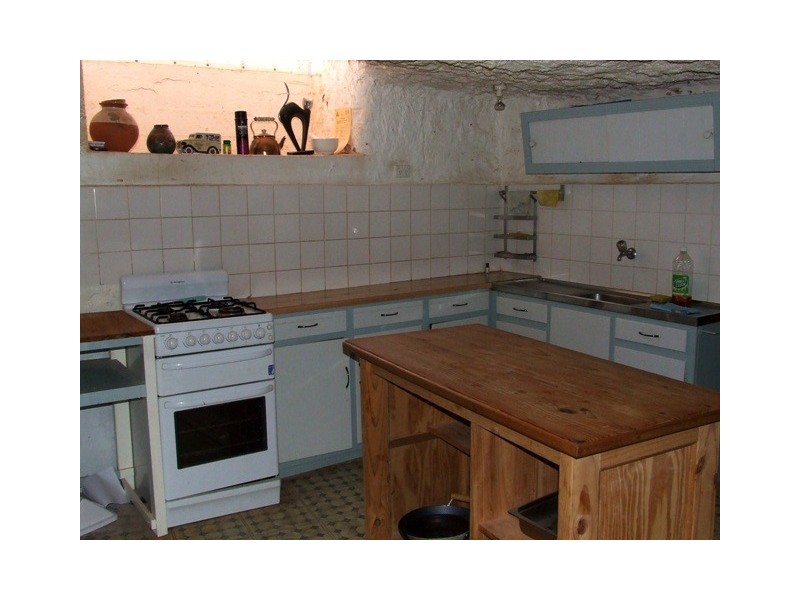 829 Paxton Rd, Coober Pedy SA 5723