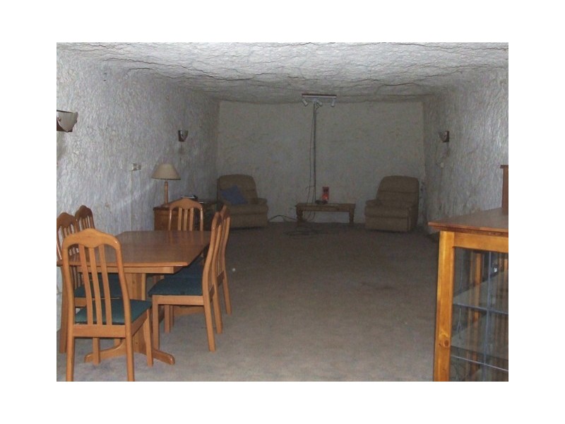 829 Paxton Rd, Coober Pedy SA 5723