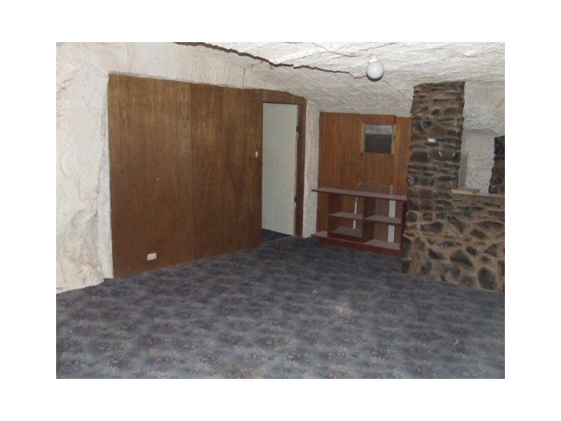 899 Holly Crescent, Coober Pedy SA 5723