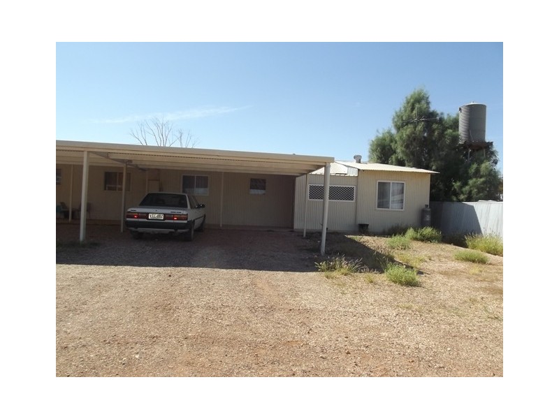 1 and 2, 302 Eyre St, Coober Pedy SA 5723