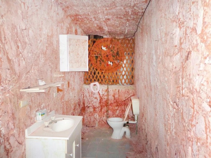 1 Jelly Cres, Coober Pedy SA 5723