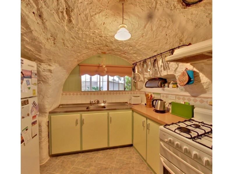 Lot 1121 Helmis, Coober Pedy SA 5723