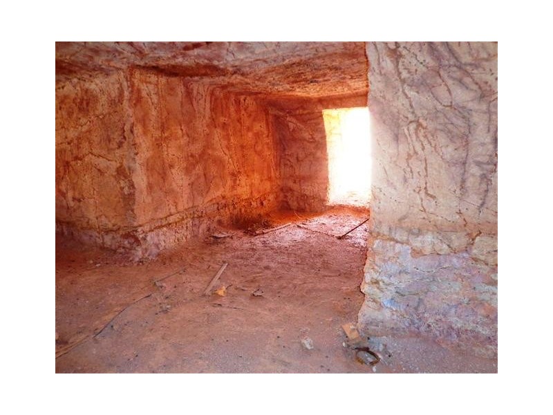 Lot 2503 Saint Elijah Dr, Coober Pedy SA 5723