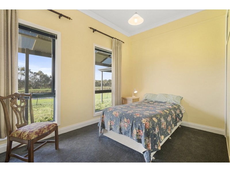 27 MacDonald Court, Kyneton VIC 3444