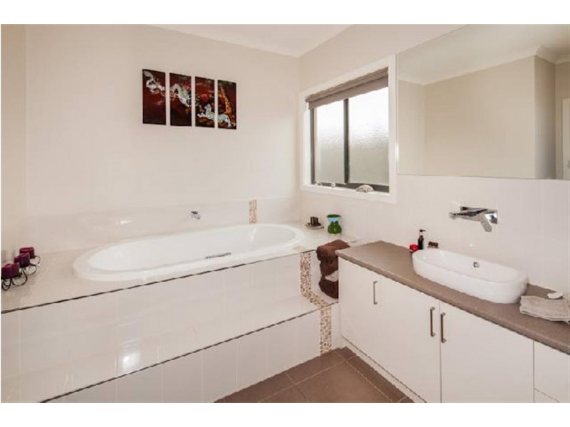 21 Stevensons Rise, Kyneton VIC 3444