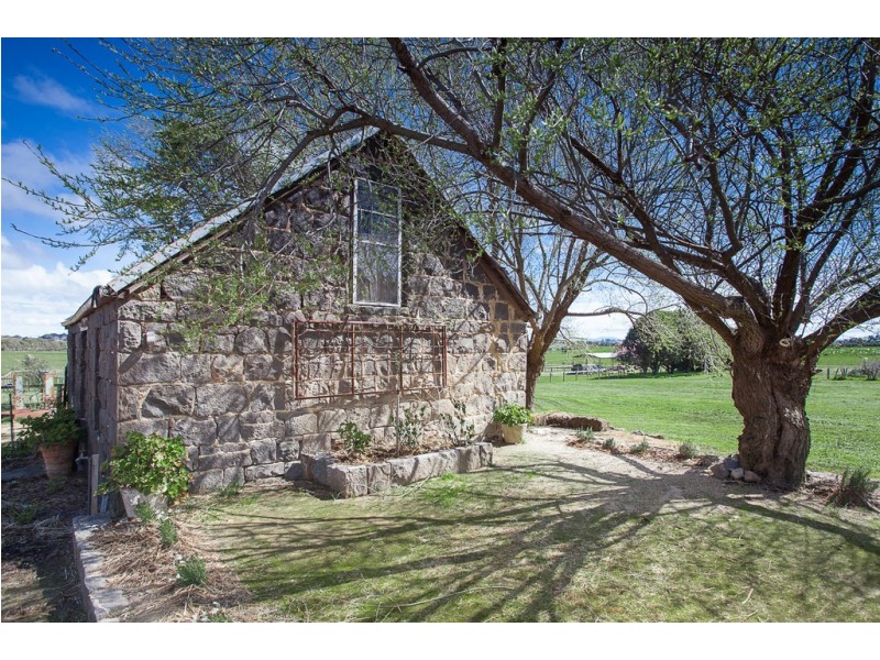 7 Fiddlers Green Road, Kyneton VIC 3444