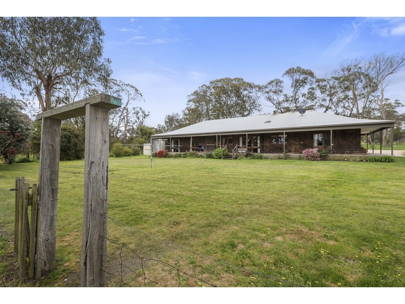 236 Pipers Creek Road, Kyneton VIC 3444