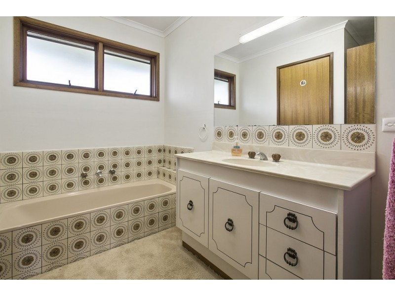 236 Pipers Creek Road, Kyneton VIC 3444