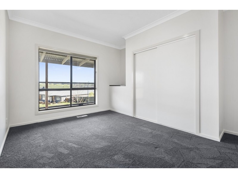 2 Ridgeway Crescent, Kyneton VIC 3444