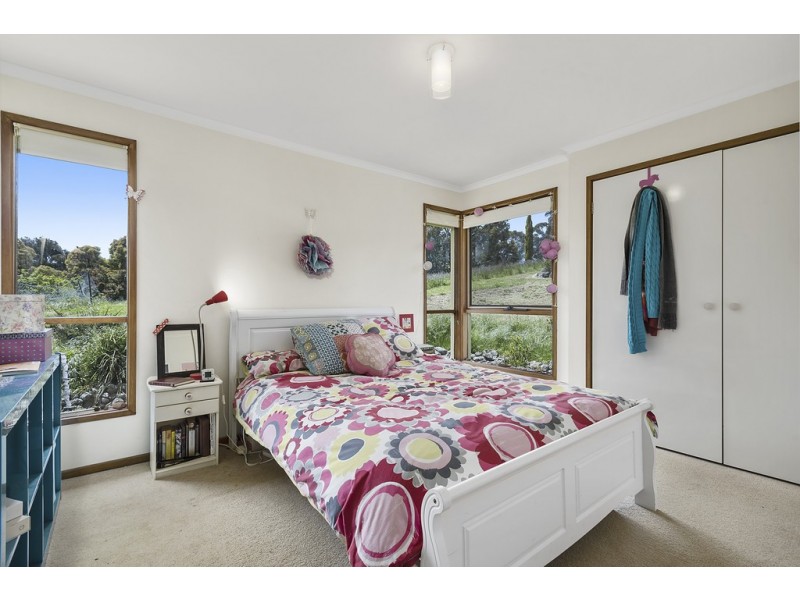 12 Degraves Court, Kyneton VIC 3444