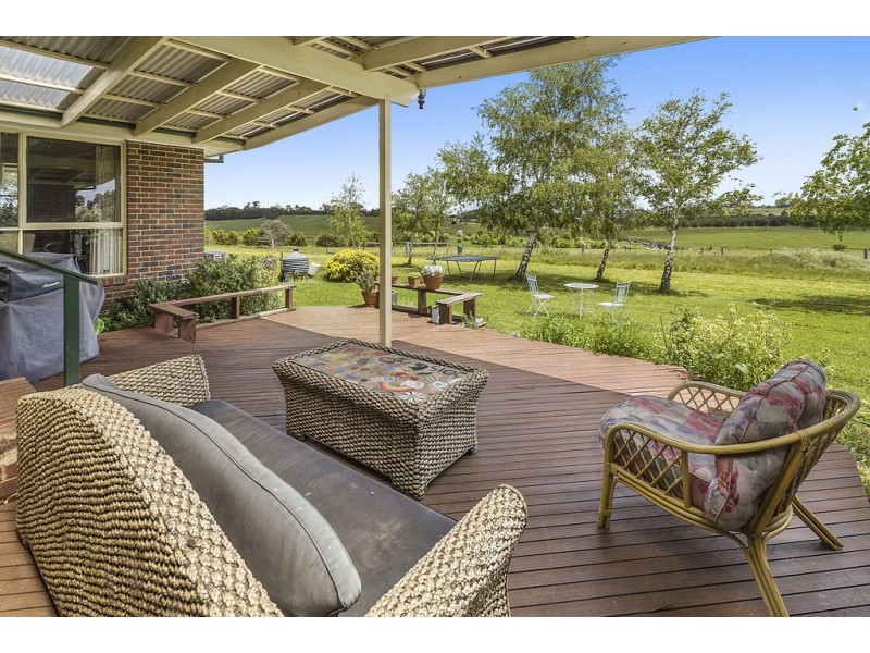 12 Degraves Court, Kyneton VIC 3444