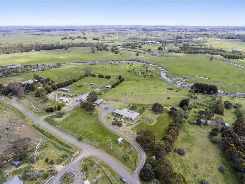 12 Degraves Court, Kyneton VIC 3444