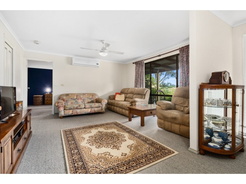 19 Martins Road, Taradale VIC 3447