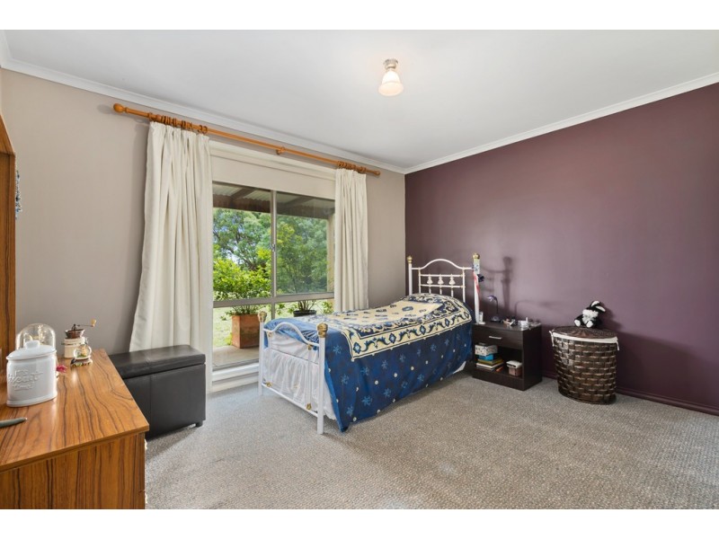 19 Martins Road, Taradale VIC 3447