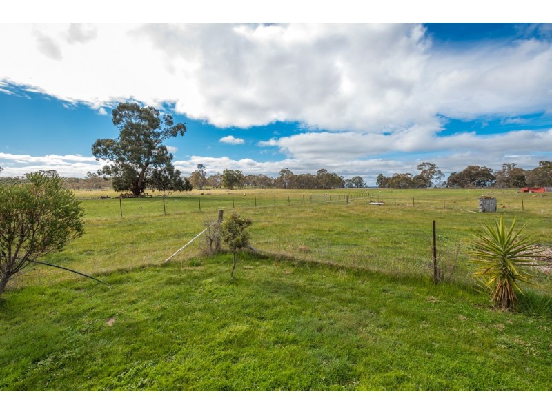 150 Buntings Lane, Glenhope VIC 3444