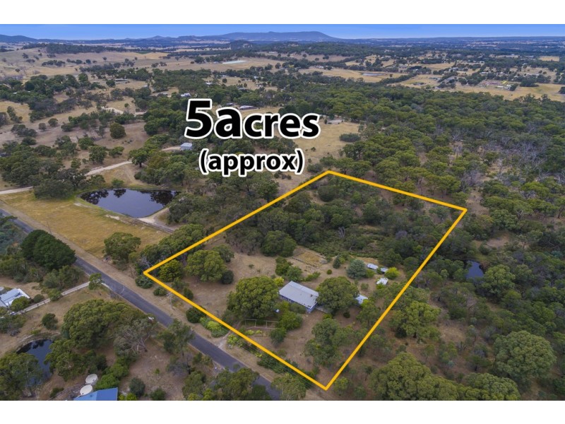 88 Hallorans Lane, Kyneton VIC 3444