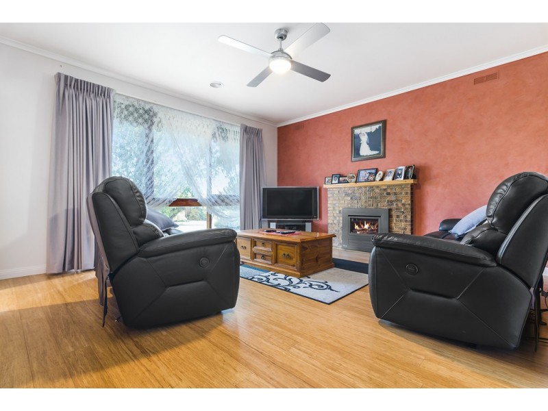 8 Tower Street, Kyneton VIC 3444