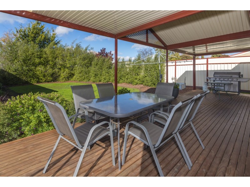 8 Tower Street, Kyneton VIC 3444