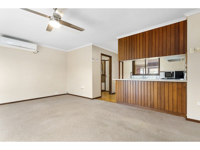 1/11 Edgecombe Street, Kyneton VIC 3444