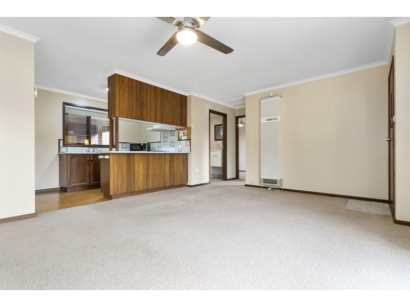 1/11 Edgecombe Street, Kyneton VIC 3444