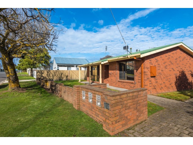 1/11 Edgecombe Street, Kyneton VIC 3444