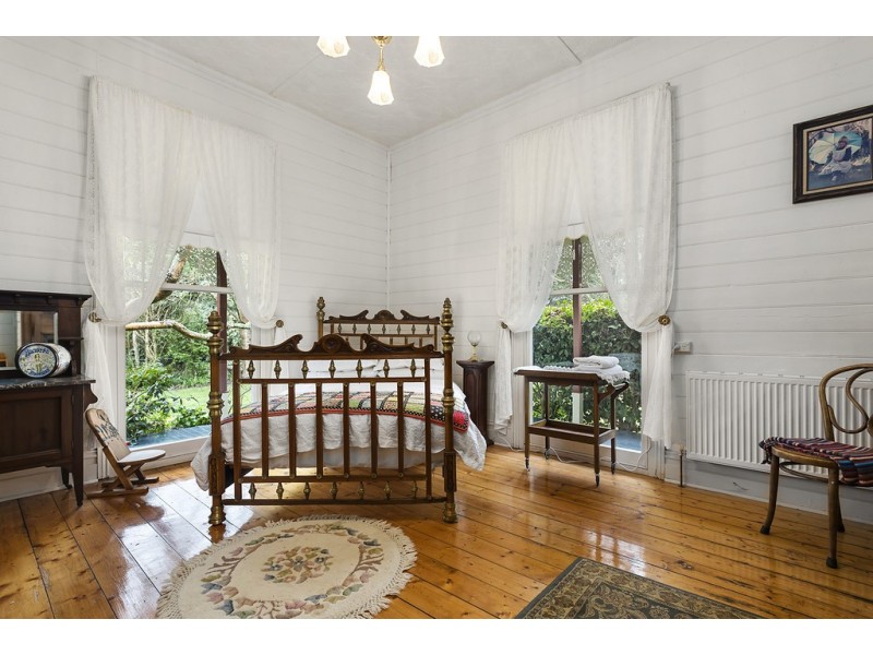 10 Corinella Road, Woodend VIC 3442