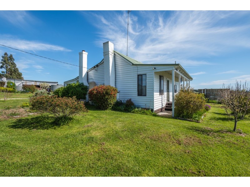 10 Scobles Road, Drummond VIC 3461