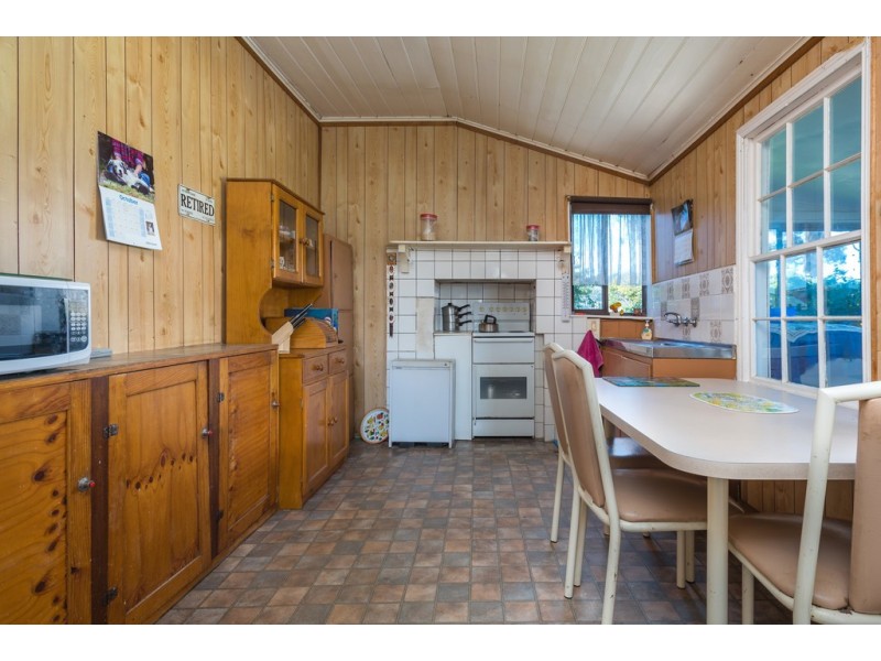 10 Scobles Road, Drummond VIC 3461